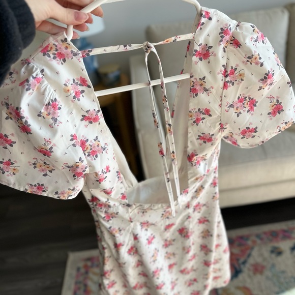 Camellia White Floral Mini Dress - Picture 3 of 5